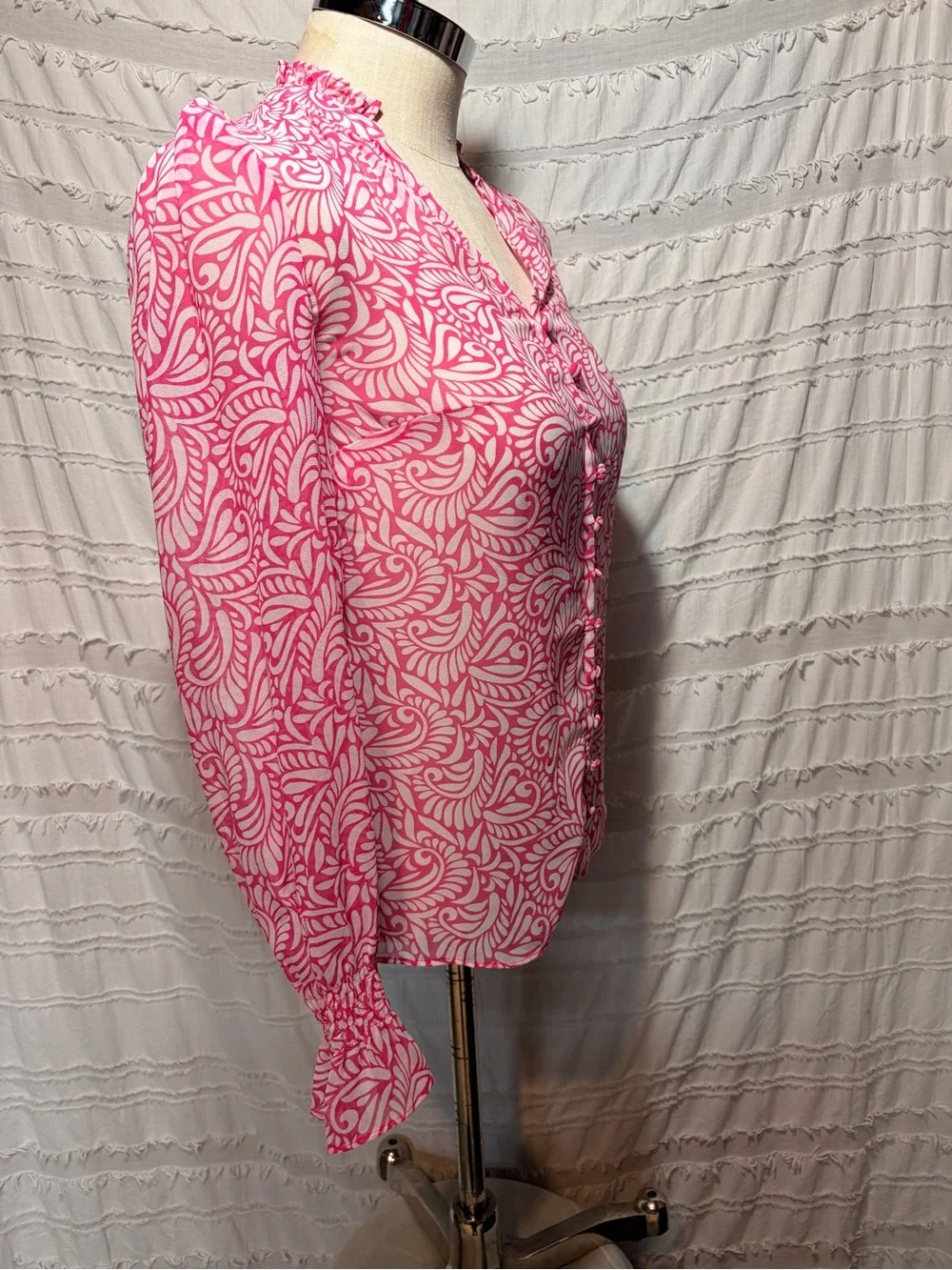 Boden Evangeline Blouse, ruffled collar. *Flaw